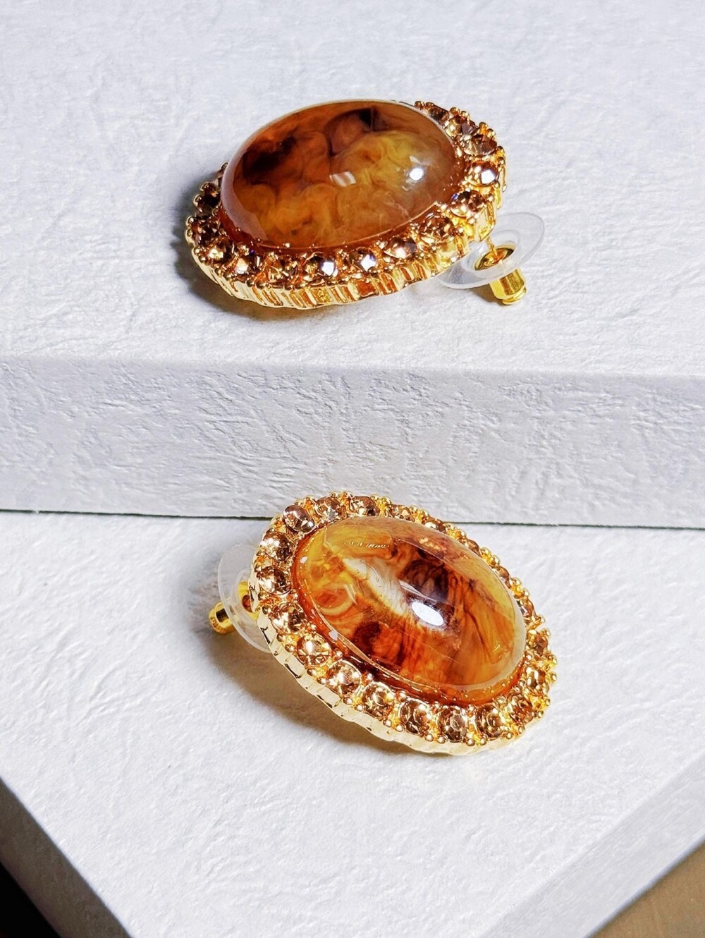 Oval Amber Resin Cabochon Gold Rhinestone Halo Stud Earrings Glam Bold NWOT